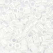 Miyuki beads delica's 8/0 Ceylon White Pearl DBL-201