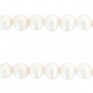 BQ Freshwater pearls round 9-10mm Natural White