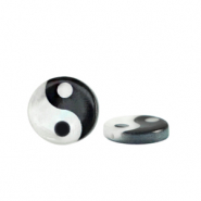 Shell beads specials Yin & Yang Black-White (natural colour)