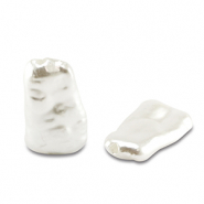 Imitation freshwater pearls White