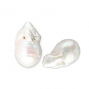 Freshwater pearls Natural White