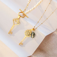 Inspirational Sets Learn how to create jewellery using key charms