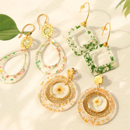 Inspirational Sets Earrings inspiration with resin pendants with dried flowers