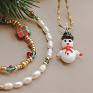 Inspirational Sets How to design cheerful Christmas jewellery