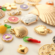 Looks we love Looks we love: The charm trend