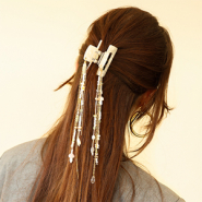 NEW N E W! Trendy hair clips