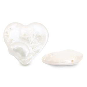 Freshwater pearls Pearl White