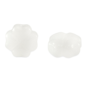 Glass beads clover Milky White