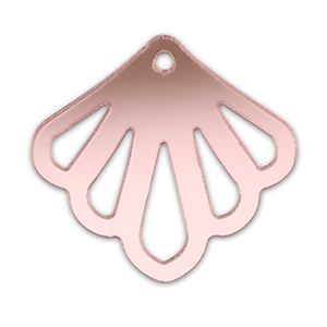 Statement charms shell Metallic Light Pink