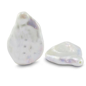 BQ Freshwater pearls drop Natural White