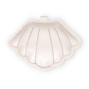 Statement charms shell Ivory White