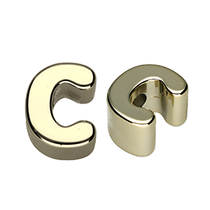 Acrylic letter beads letter C Gold