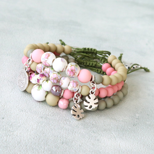 Cheerful bracelets with ceramic beads, macram&eacute; cord and DQ European metal charms!