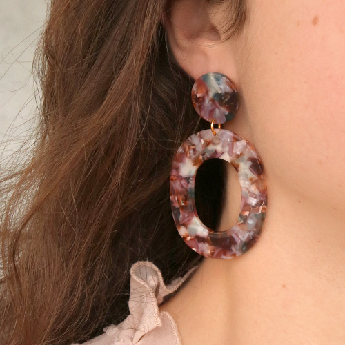 Trend alert! Handmade resin earrings