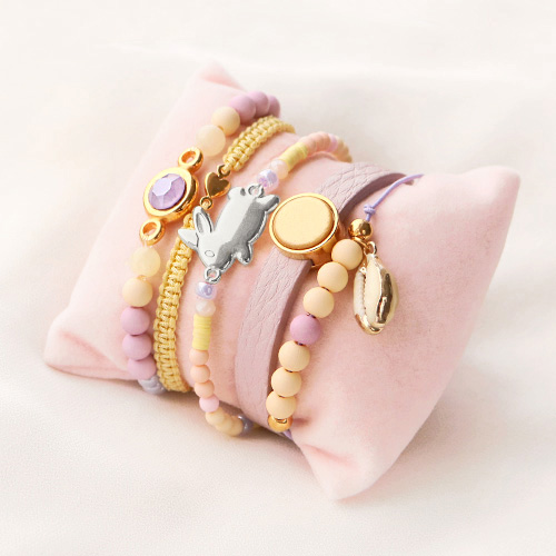 Sweet spring jewellery with Easter details