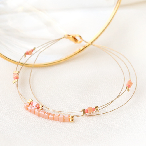 Stylish earrings and bracelets with new faceted beads cube