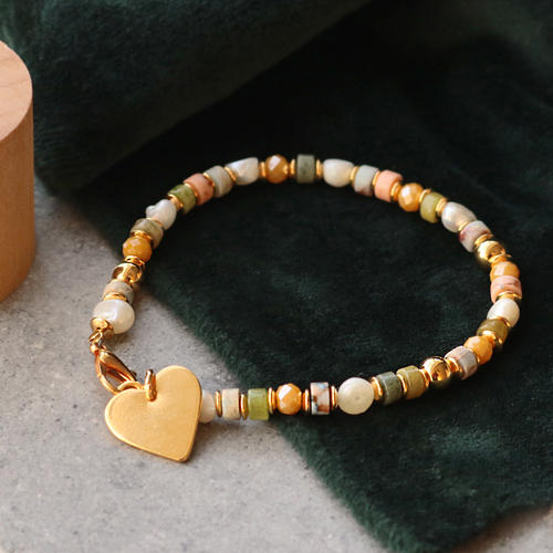 You can now get started with our new natural stone beads collection: