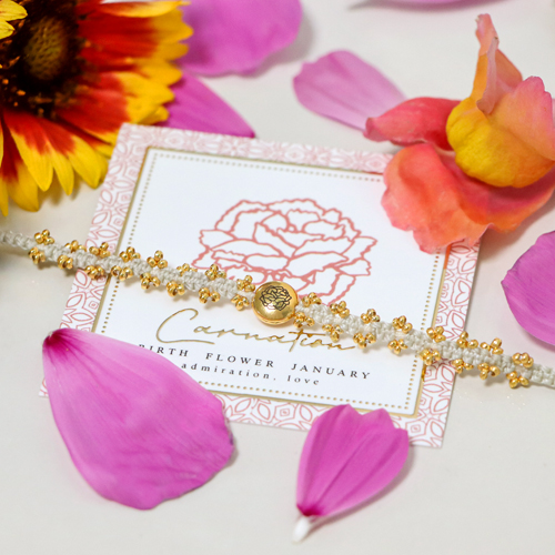 Create personalized bracelets with Birth Flower beads 