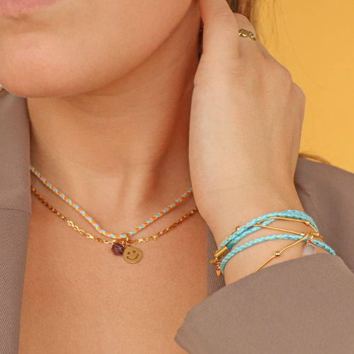 For necklaces, bracelets and ankle bracelets