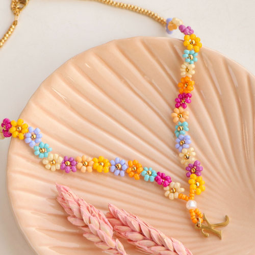 Get creative and reallise a colourful collection