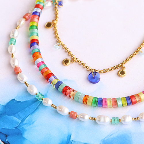 Get creative with these colourful beads