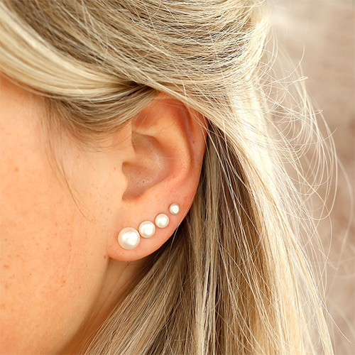 How to present stainless steel earrings with freshwater pearls