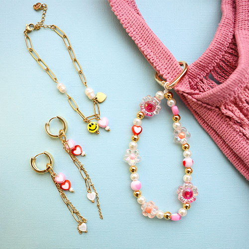 How to easily create the cutest jewellery with acrylic beads