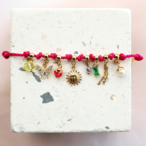 Bracelet inspiration with trendy cord