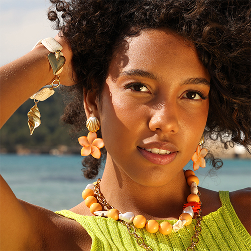 Trendy and bold: Summer jewellery according to the latest trends
