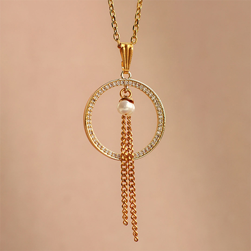 Create stylish necklaces and bracelets with Brass TQ metal charms and connectors