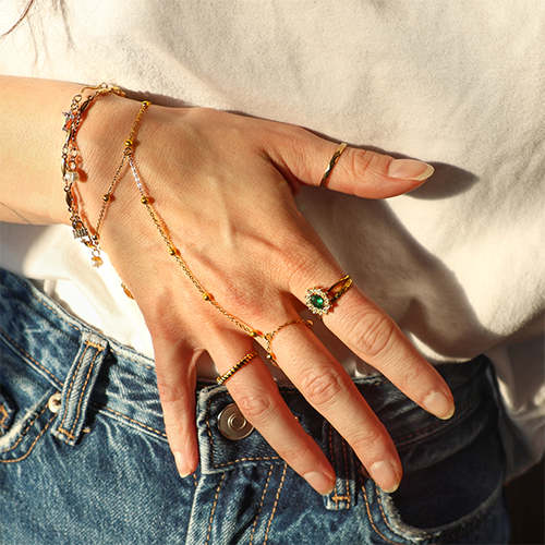 Trendy gand chains for your collection