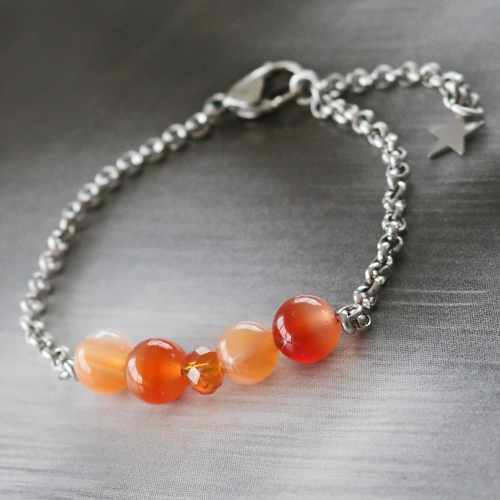 Create trendy designs with our beautiful stainless steel jewellery findings