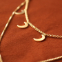 Making subtle jewellery with charms of stainless steel