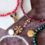 How to make the best jewellery with Christmas charms: 