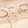 Create beautiful jewellery with glass beads with gold rim