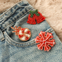 Mix & match: Christmas brooches in festive shapes