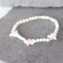 With these shell pearls you can make the most beautiful jewellery for this summer