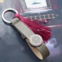 Create trendy Cuoio keychains, to keep or to give as a present!