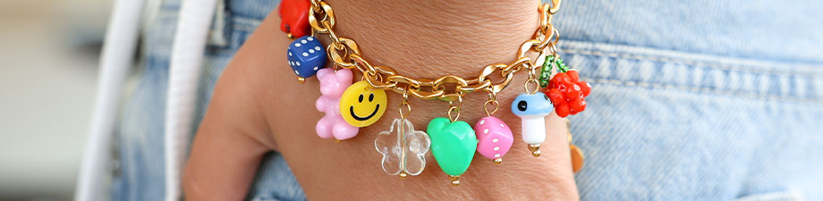 New collection of acrylic beads: dice and hearts New collection of acrylic beads: dice and hearts