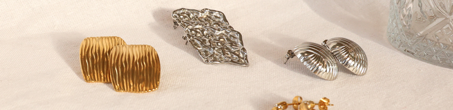 New arrivals stainless steel earrings & bracelets